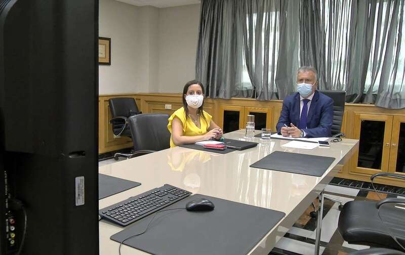 Videoconferencia del presidente del Gobierno de Canarias, Ángel Víctor Torres, y la consejera de Turismo, Yaiza Castilla, con responsables de TUI/TA.