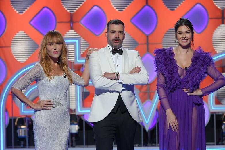 Los presentadores de las campanadas de la RTVC/TA.