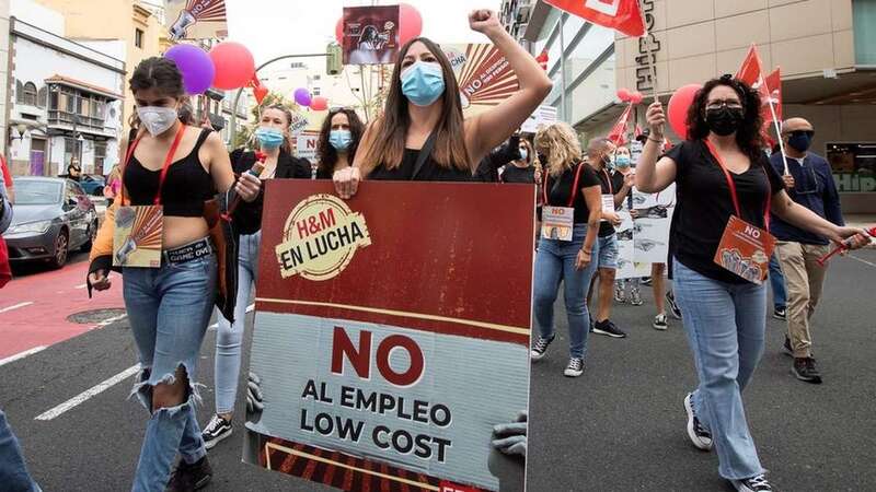 Manifestación celebrada este sábado en Las Palmas de Gran Canaria con motivo del Primero de Mayo, Día Internacional del Trabajador/EFE/Quique Curbelo.