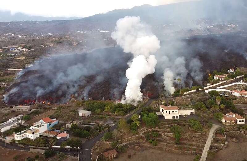 Imagen del avance de la colada de la lava en La Palma/Acfi Press.