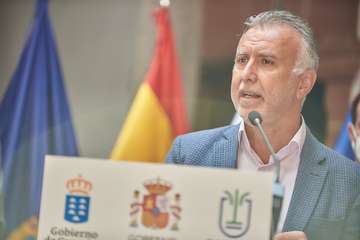 La erupción volcánica de La Palma durante la jornada de este domingo 3 de octubre/Acfi Press/IGME y otros.