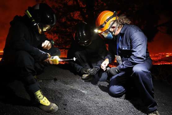 La erupción volcánica de La Palma durante la jornada de este domingo 3 de octubre/Acfi Press/IGME y otros.