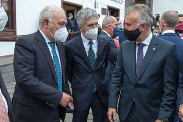 Los Reyes presiden el acto de homenaje al pueblo palmero/Acfi Press.