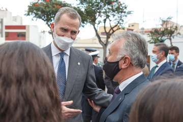 Los Reyes presiden el acto de homenaje al pueblo palmero/Acfi Press.