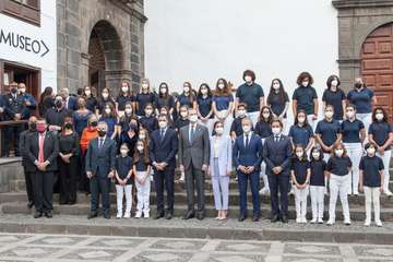 Los Reyes presiden el acto de homenaje al pueblo palmero/Acfi Press.