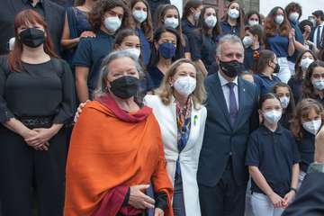 Los Reyes presiden el acto de homenaje al pueblo palmero/Acfi Press.