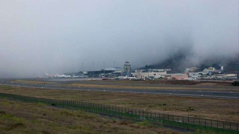 Imagen de archivo de niebla en el Aeropuerto de Los Rodeos/TA.