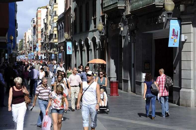 Imagen de archivo de la calle Triana, en la capital grancanaria / TA