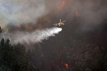 El incendio de Tenerife sigue activo con un avance lento y afecta a más de 2.400 hectáreas(Acfi Press.