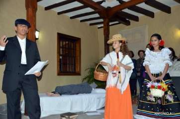 Momento del evento Ensueños poéticos (Foto Antonio Alí)