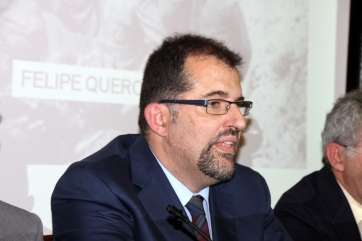 Javier Ponce, este lunes en la jornada inaugural del curso (Foto Jesús Ruiz Mesa)