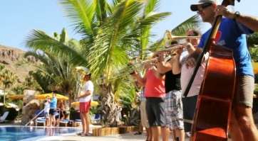 Momento de la peculiar actuación (Foto TA)