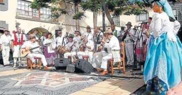 Actuación de la AF Roque Nublo (Foto C7)