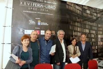 Escritores y editores que pasaron por la última edición de la Feria del Libro (Foto Jesús Ruiz Mesa)