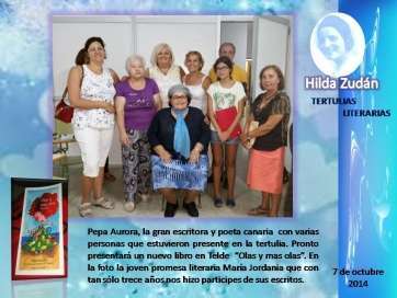 Pepa Aurora junto a los integrantes de la Tertulia (Foto TA)