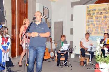 Momento de la presentación del libro (Foto Antonio Alí)