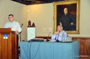 Momento del acto (Foto Antonio Alí)