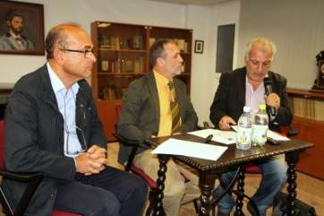 Presentación del libro (Foto TA)