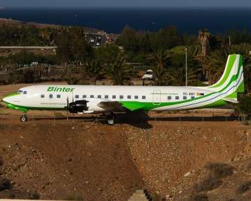 El avión restaurado (Foto Jesús Ruiz Mesa)