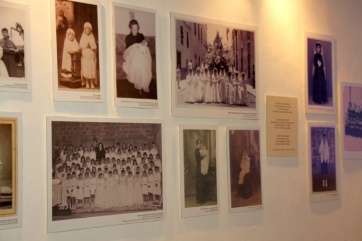 Exposición de fotos antiguas en el Círculo Cultural de Telde (Foto Jesús Ruiz Mesa)