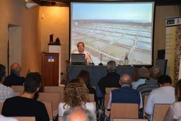 Juan Lozano Ruano, ayer durante su conferencia en la Casa-Museo León y Castillo de Telde (Foto Antonio Alí)