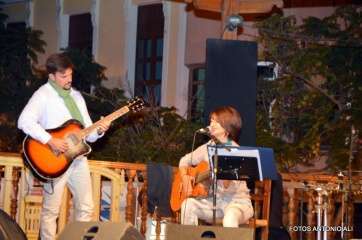 Momento del concierto de anoche (Foto TA)