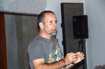 Velasco, anoche durante la charla que ofreció en la ermita teldense (Foto TA)