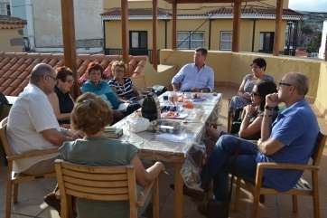 Imagen de archivo de una sesión del taller de lectura Café con L (Foto TA)
