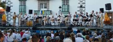 El grupo Los Faycanes, durante el concierto del 24 de junio de 2015 en la plaza de San Juan (Foto TA)