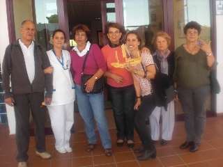 El grupo Contadores de Vida y la narradora Yanira Naranjo, en una imagen de archivo (Foto TA)