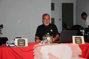 Miguel Ricarte, anoche durante la conferencia que impartió en Telde (Foto TA)