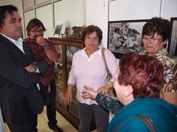 Momento de la visita de Clavijo a la exposición (Foto TA)