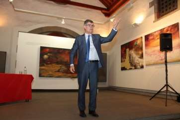 El cronista de Telde, Antonio María González Padrón, durante la conferencia del pasado viernes en San Pedro Mártir (Foto Jesús Ruiz)