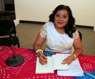 Momento del acto de anoche (Foto Jesús Ruiz Mesa)