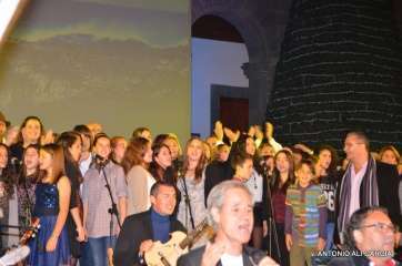 Soront con Luis Morera en el espectáculo Recordando a Valentina (Foto Antonio Alí)