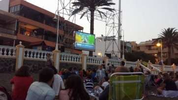 Proyección de la película de este martes en Salinetas (Foto TA)