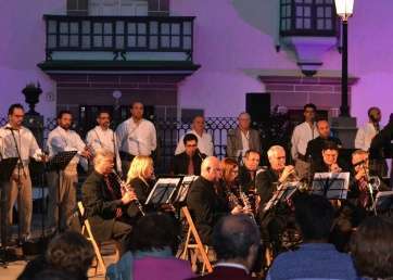 Miembros de Araguaney y de la Banda Municipal de Telde, en una imagen de archivo (Foto TA)