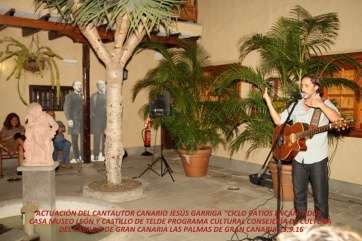 Jesús Garriga, en pleno concierto (Foto Jesús Ruiz Mesa)