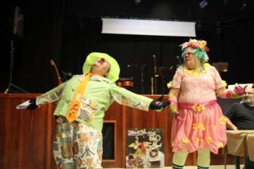 Un momento de la presentación del libro de Pino Monzón en Valsequillo (Foto Jesús Ruiz Mesa)