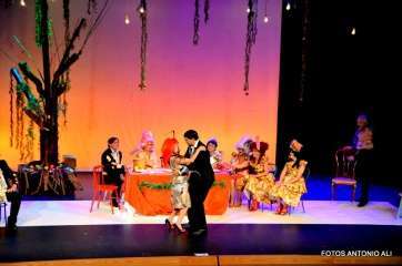 Momento de la representación de anoche en el Teatro de Telde (Foto Antonio Alí)