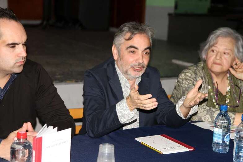 Imagen de la presentación del libro, el pasado viernes en La Fraternidad (Foto Jesús Ruiz)