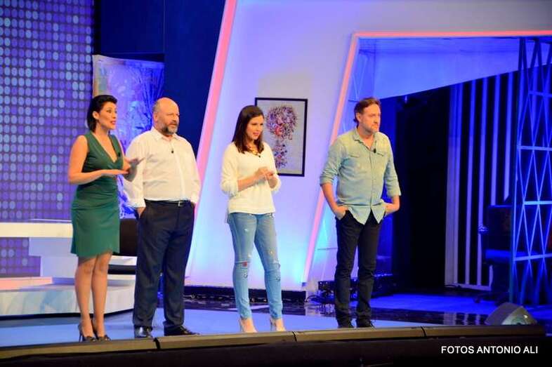 Momento del espectáculo de anoche en el Teatro Municipal (Foto Antonio Alí)