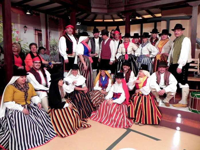 Entre Amigos en el programa Tenderete (Foto TA)