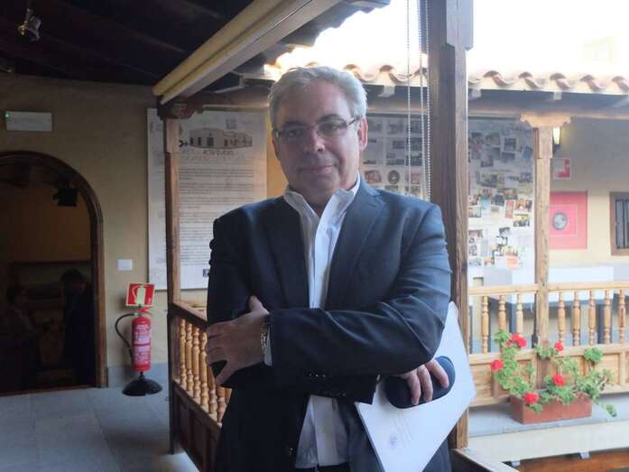 El profesor Antonio Moreno Juste, esta tarde en la Casa Museo León y Castillo (Foto TA)