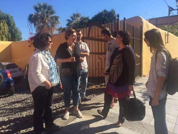 Los periodistas, esta mañana en la Casa Condal (Foto TA)