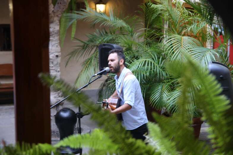 La actuación de Ari Jiménez tuvo lugar el pasado viernes (Foto Jesús Ruiz Mesa)