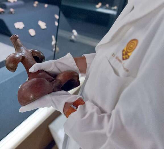 La figura de cerámica conocida como Ãdolo de Tara (Foto TA)