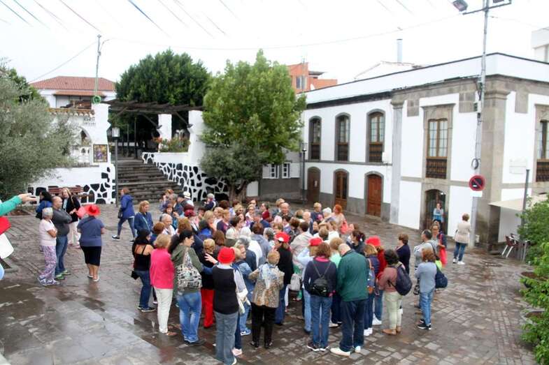 Grupo de teldenses que participaron en la expedición (Foto Jesús Ruiz Mesa)