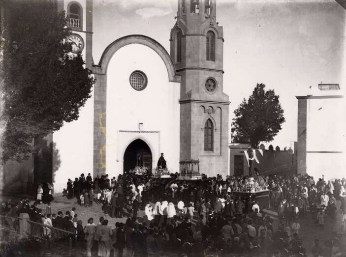 Procesión en los años 40 en Telde (Archivo Fedac)