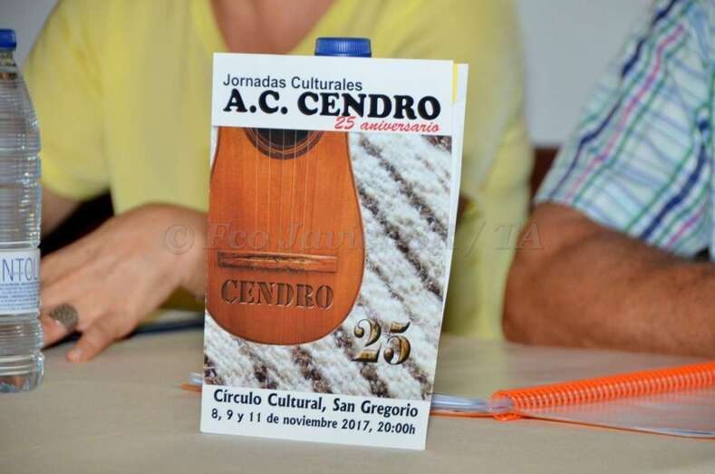 Folleto de las jornadas culturales de la AF Cendro (Foto Francisco Javier Santana)